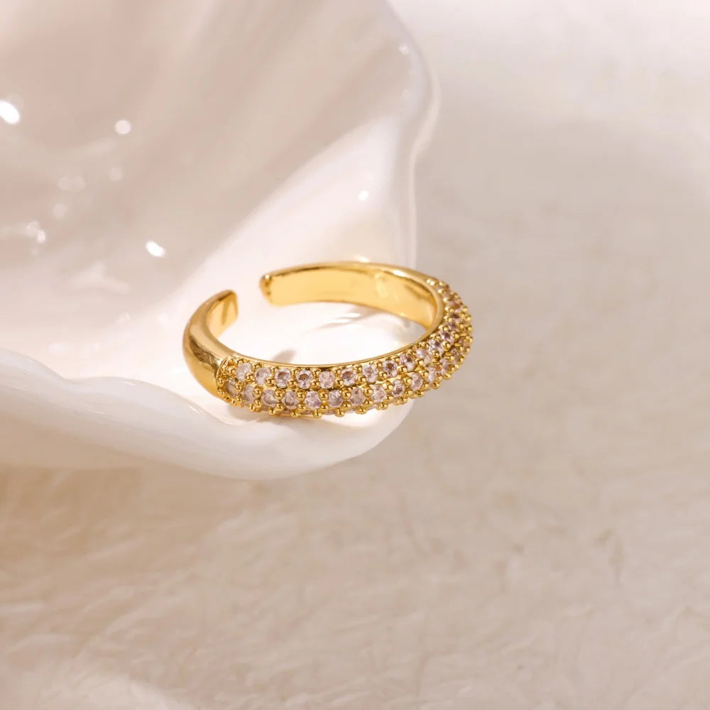 Gilded Geo – gold + geometric